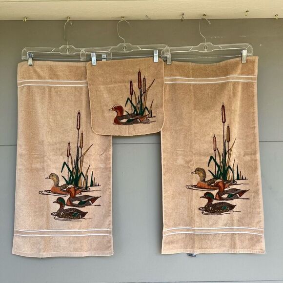 Vintage Utica Duck Print Cotton (3PC) Towel Set – Made in USA - Picture 1 of 8